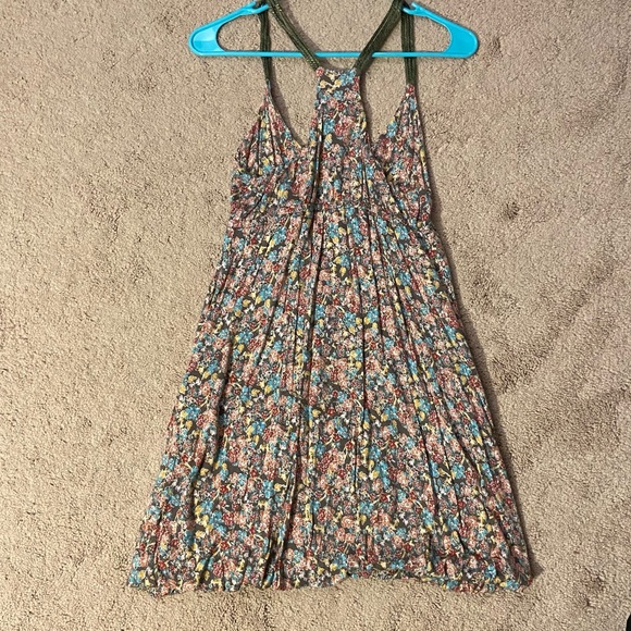 Dress - Picture 2 of 5